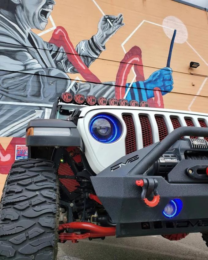 Oracle Lighting 5839-333 Oculus ColorSHIFT  Bi-LED Projector Headlights for Wrangler JL/Gladiator