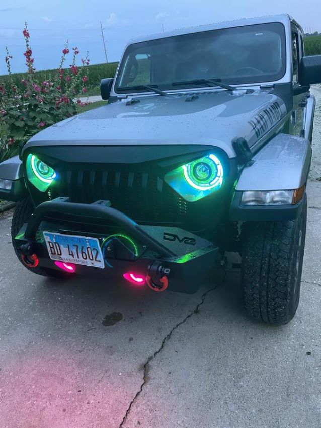 Oracle Lighting 5839-335 Oculus ColorSHIFT Bi-LED Projector Headlights -Jeep Wrangler JL / Gladiator JT