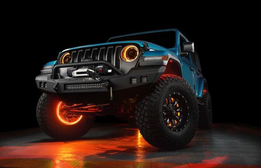 Oracle Lighting 5839-335 Oculus ColorSHIFT Bi-LED Projector Headlights -Jeep Wrangler JL / Gladiator JT