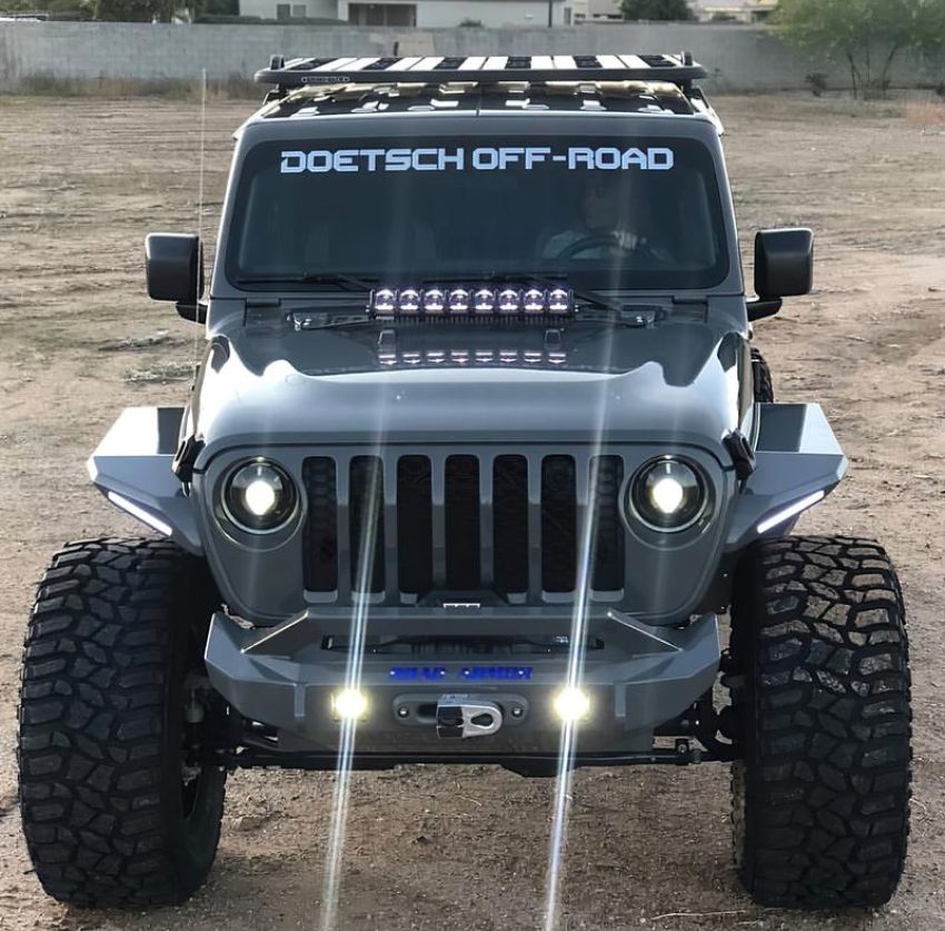 Oracle Lighting 5839-504 Oculus Bi-LED Projector Headlights for Jeep Wrangler JL / Gladiator JT
