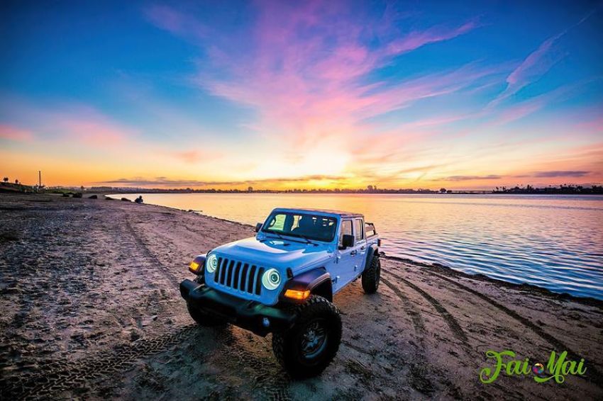 Oracle Lighting 5839-504 Oculus Bi-LED Projector Headlights for Jeep Wrangler JL / Gladiator JT