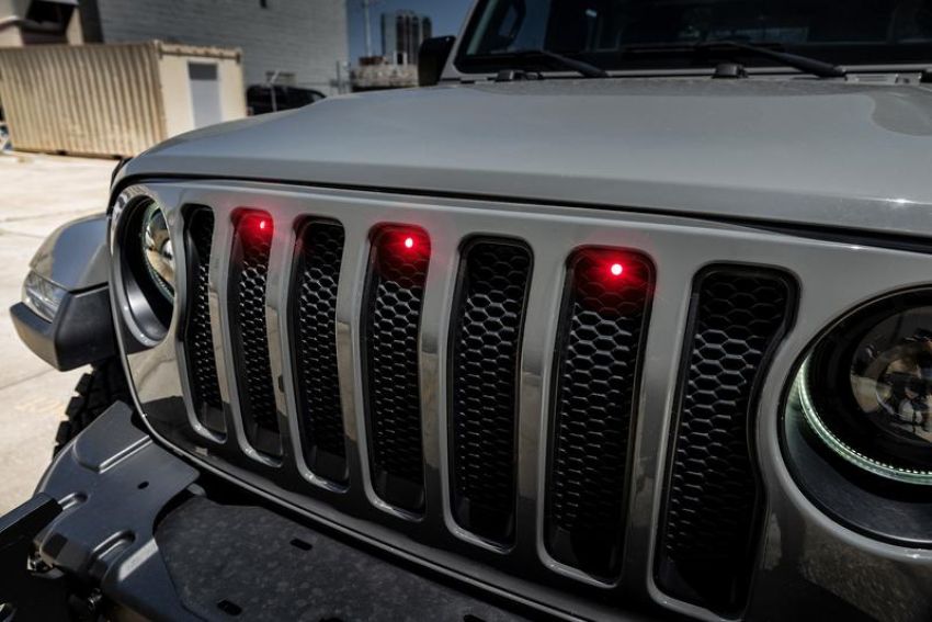 Oracle Lighting 5870-003 Pre-Runner Style Red LED Grill Kit