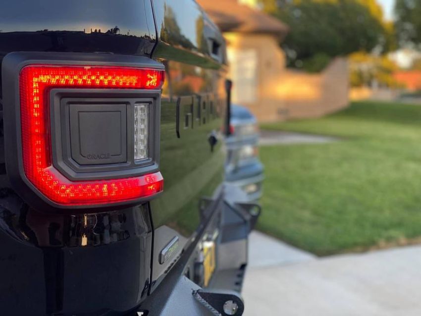 Oracle Lighting 5882-504 ORACLE Lighting Flush Mount LED Tail Lights for Jeep Gladiator JT