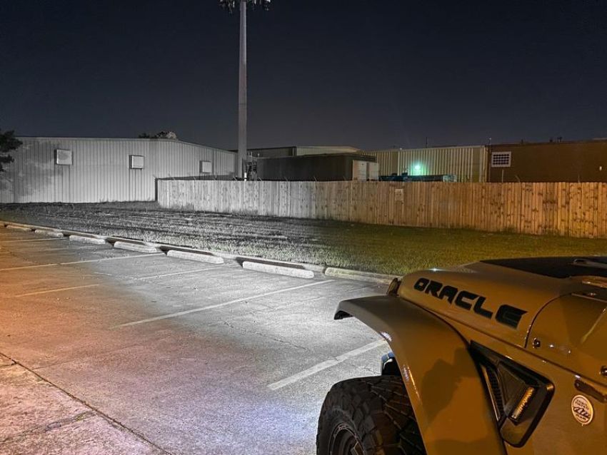 Oracle Lighting 5883-001 Skid Plate w/ Integrated LED Emitters -Jeep Wrangler JL/Gladiator JT-Clear Lens