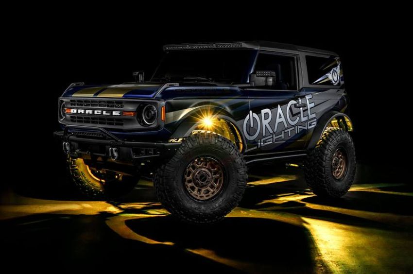 Oracle Lighting 5895-339-8 ColorSHIFT RGB+W Underbody Wheel Well Rock Light Kit (8 PCS)