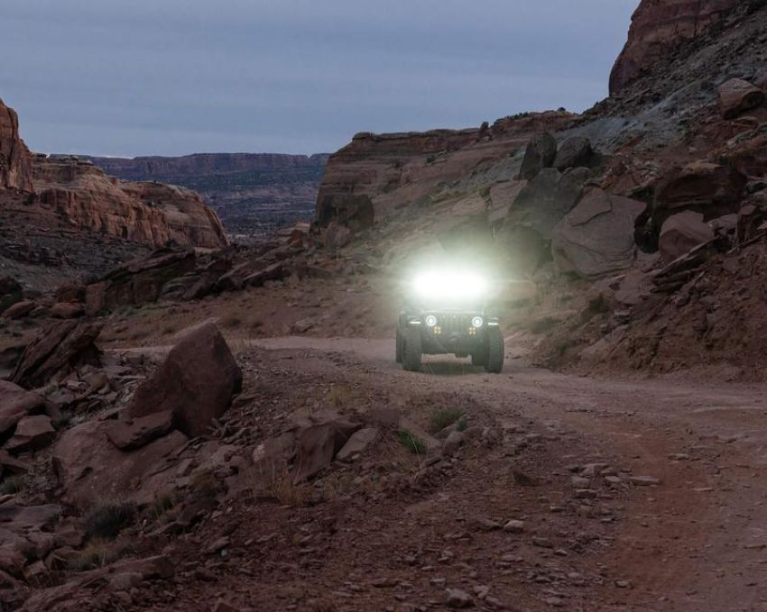 Oracle Lighting 5917-023 Integrated Windshield Roof LED Light Bar System for Wrangler JL / Gladiator JT
