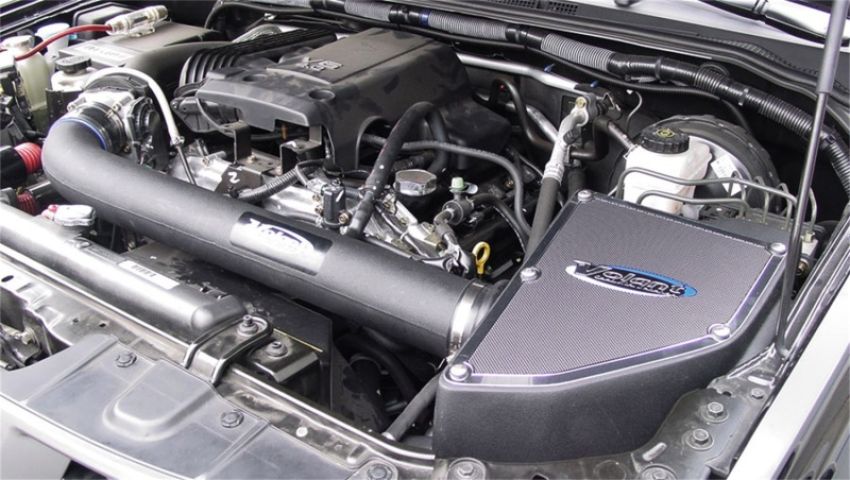 Volant 12740 Volant air intake systems utilize a high-velocity venturi filter adapter which provides a smooth transition through the MAF sensor into the intake tube for a much needed airflow improvement over the factory rubber tubing and resonator box.
