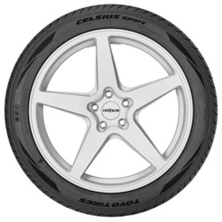 TOYO Celsius Sport 245/45R20