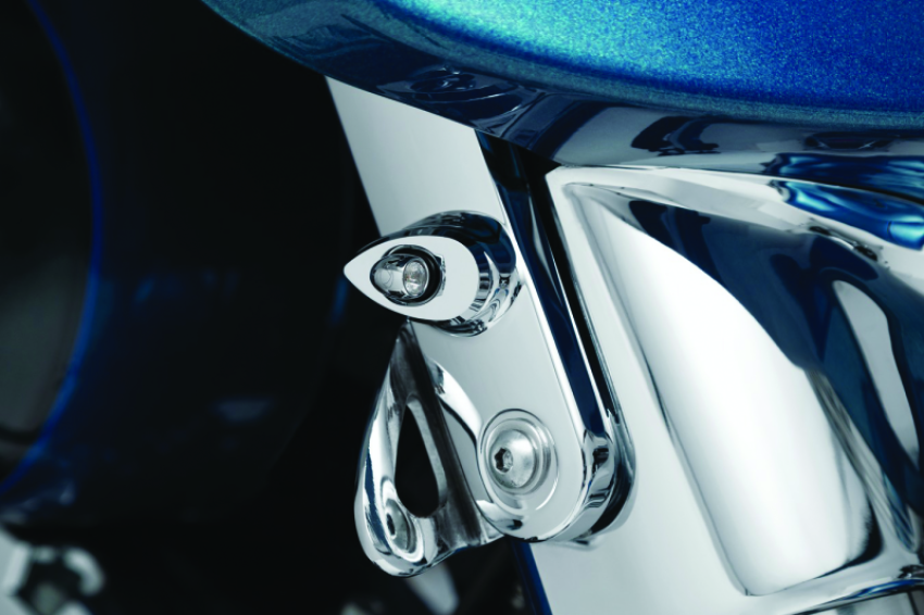 Kuryakyn 2844 Front Turn Signal Mounts Chrome