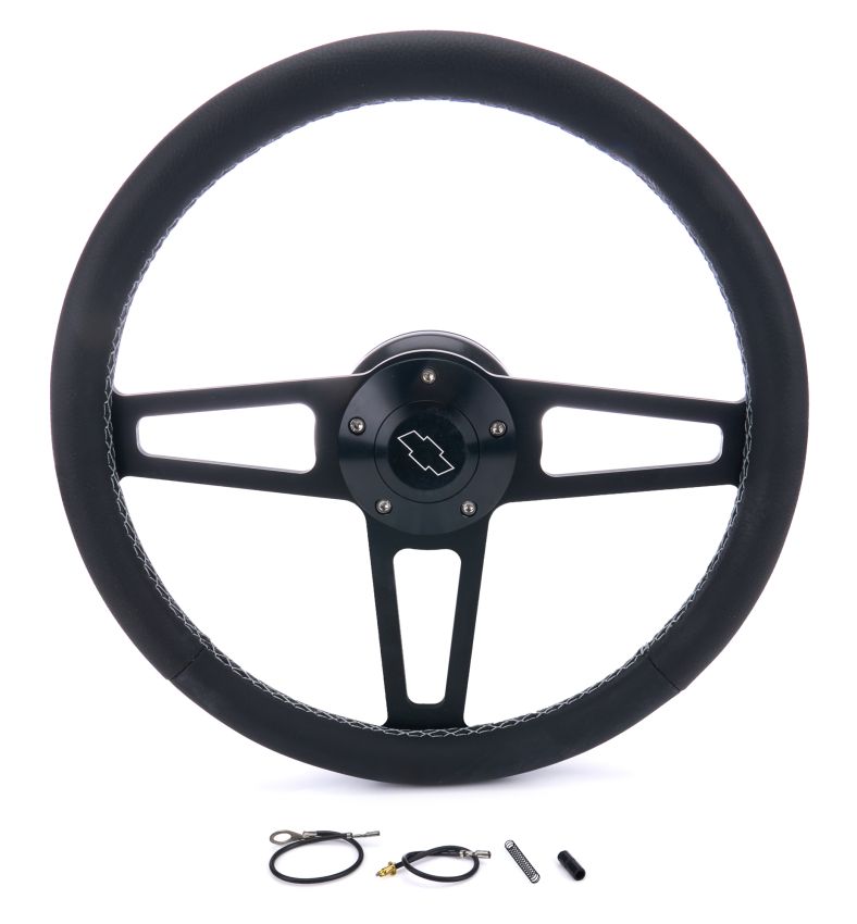 GRANT GRT1916 T Series Blk Wheel CHEV Logo/Install Kit
