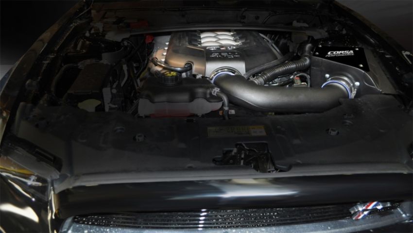 Corsa Performance 49750 Closed Box Air Intake with Pro5 Oiled Filter
