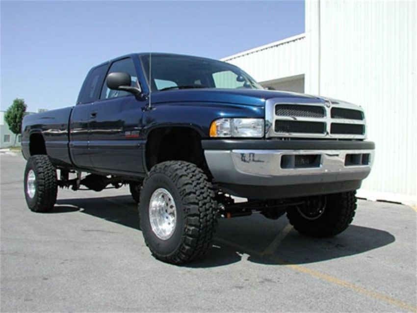 Tuff Country 35913K 2001 Dodge Ram 1500 4x4 4.5in Lift Kit (No Shocks)
