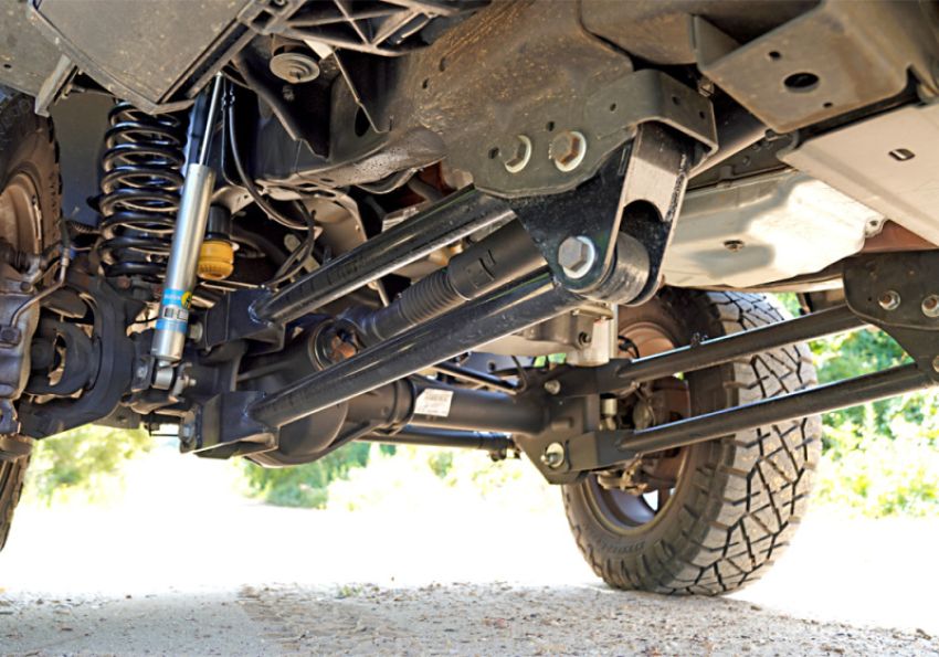 Superlift K1068KG 2023 Ford F-250/F-350 4WD 4in 4-Link Lift Kit w/King Coilovers & Rear Reservoir Shocks