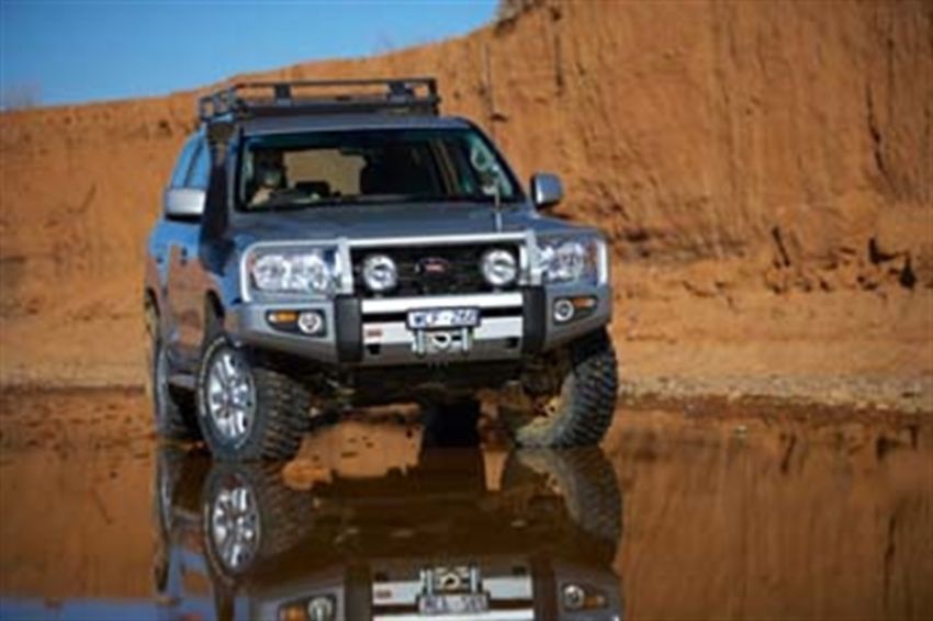 ARB 3415120 Winchbar H/Lightwasher fog Lc200 07-11 (Fit Kit NOT Included)