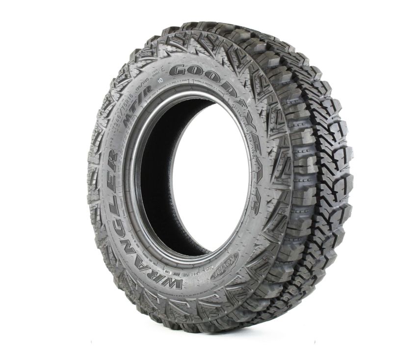 GOODYEAR Wrangler MT/R With Kevlar 285/75R18 All-Season