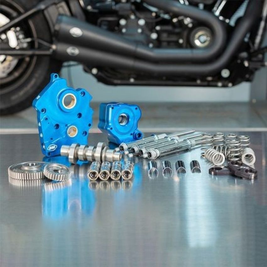 S&S Cycle 310-1081A 2017+ M8 Models Gear Drive 550GG Cam Chest Kit w/ Chrome Pushrod Tubes - Water Cooled