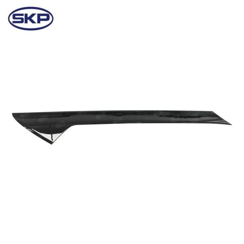 SKYWARD AUTOMOTIVE SK601091 Windshield Molding