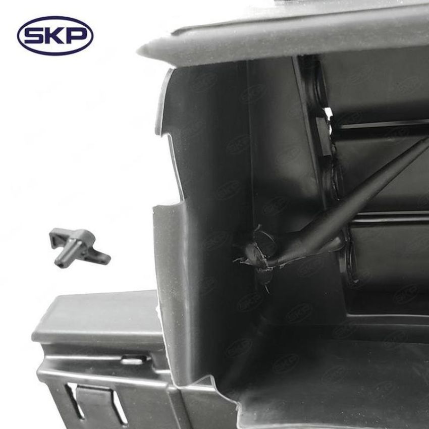 SKYWARD AUTOMOTIVE SK601321 Radiator Shutter Assembly