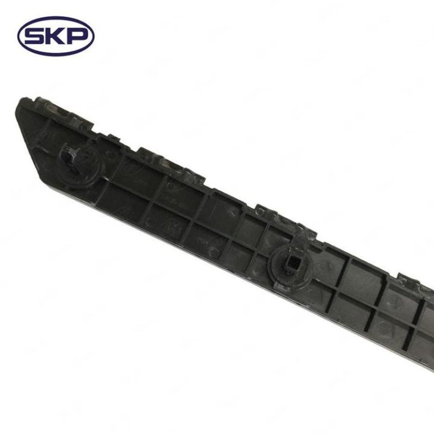 SKYWARD AUTOMOTIVE SK601363 Bumper Cover Retainer