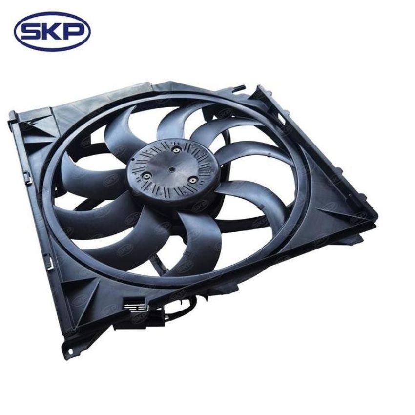 SKYWARD AUTOMOTIVE SK621307 Dual Radiator and Condenser Fan Assembly