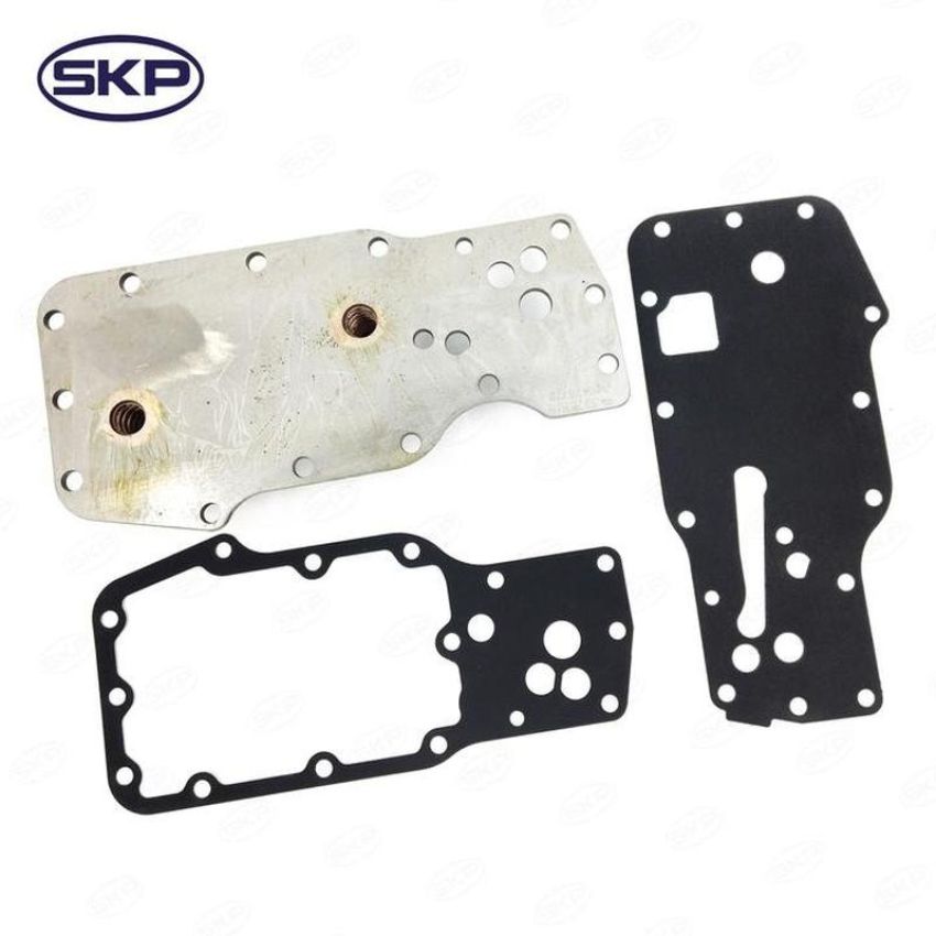 SKYWARD AUTOMOTIVE SK918335 Engine Oil Cooler