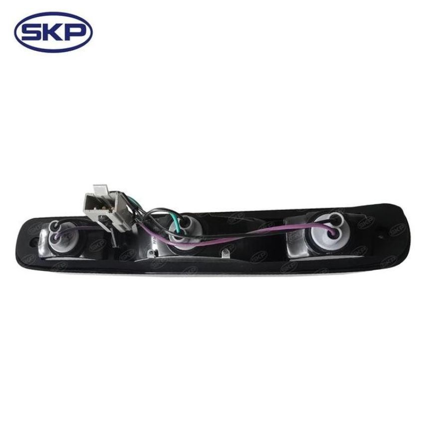 SKYWARD AUTOMOTIVE SK923206 Center High Mount Stop Light