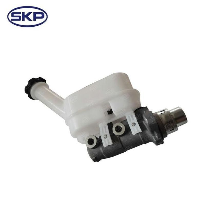 SKYWARD AUTOMOTIVE SKM630513 Brake Master Cylinder
