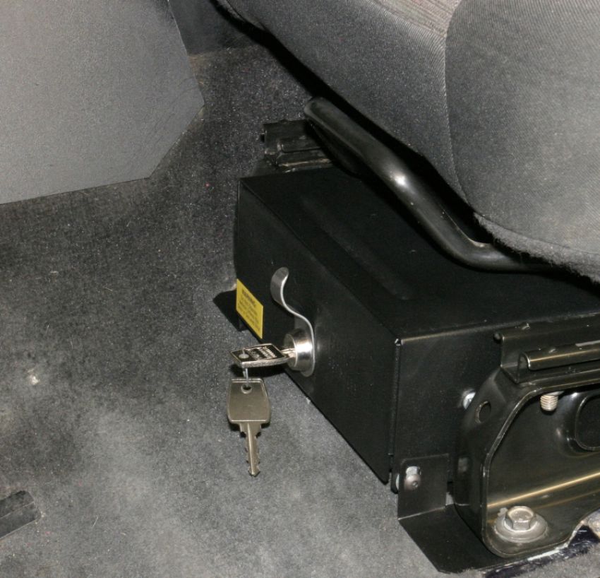 Tuffy Products 248-01 Tuffy Jeep Wrangler Underseat Drawer Nonflip Seat W/ Keyed Lock