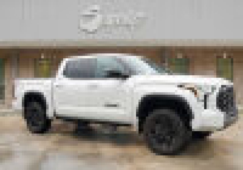 Superlift K1069 22-24 Toyota Tundra 4WD (w/o AVS System / No PRO Models) 3in. Lift Kit