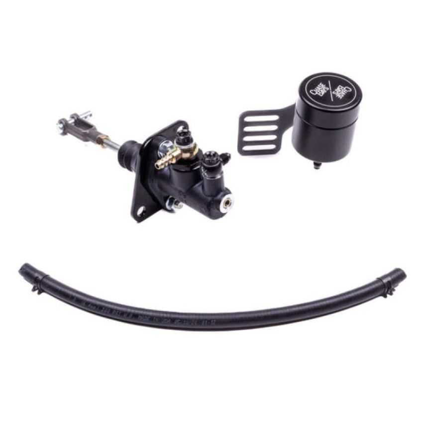 Chase Bays CB-R32-CMCADAPT-625OERES 90-96 Nissan 300ZX Z32 Stock Bore 5/8 Clutch Master Cyl Adapter & OEMC BBE Reservoir Kit