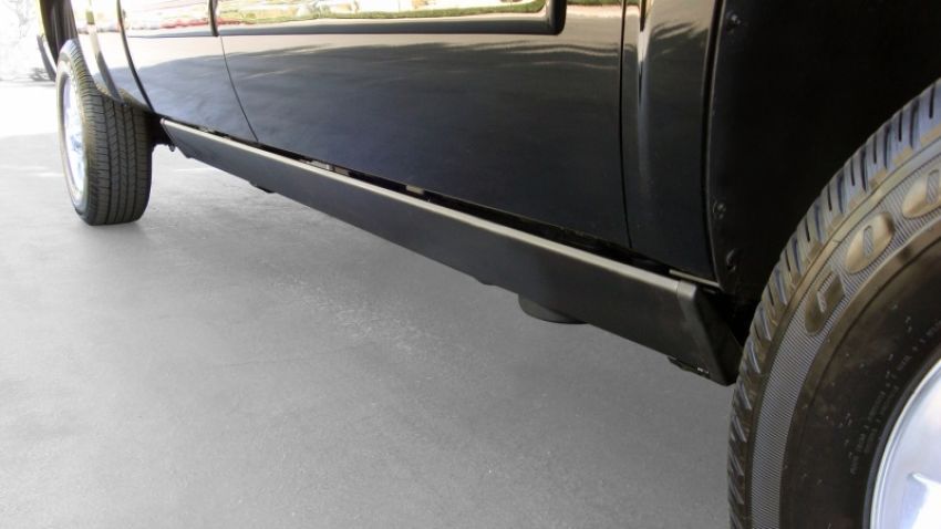 AMP Research 76147-01A 2015-2016 Chevy Silverado 2500/3500 Double/Crew Cab PowerStep Plug N Play - Black