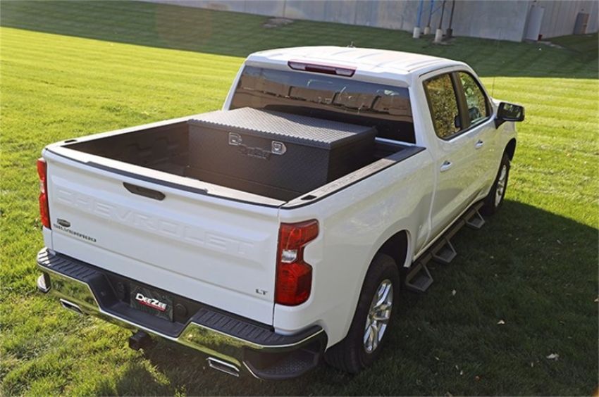 Dee Zee DZ92856TB Deezee Universal Tanks - Combo Black-Tread Aluminum