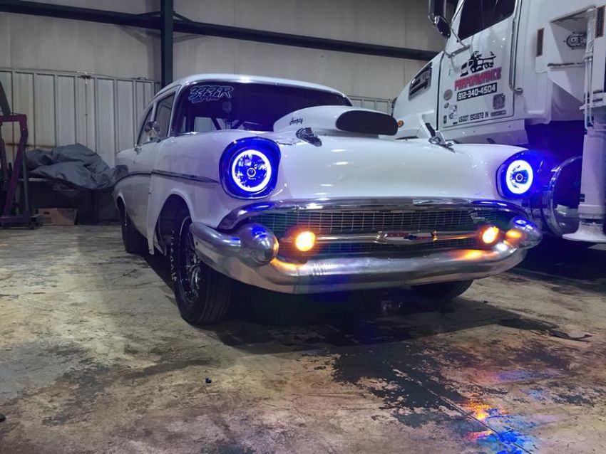 Oracle Lighting 6905-002 Pre-Installed Lights 7 IN. Sealed Beam - Blue Halo
