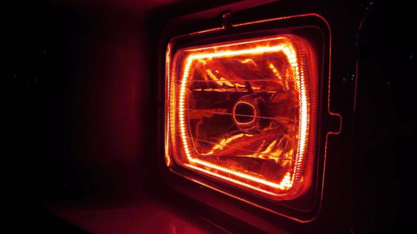 Oracle Lighting 6908-333 Pre-Installed Lights 7x6 IN. Sealed Beam - ColorSHIFT(r) Halo