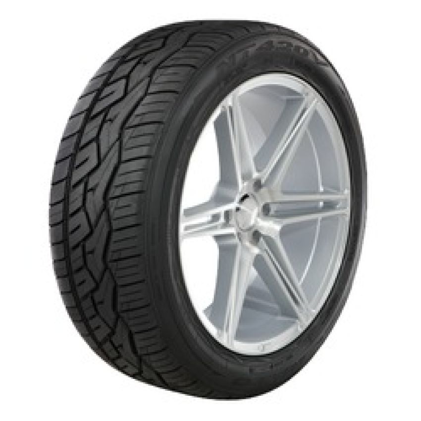 NITTO NT420V 295/35R24 All-Season