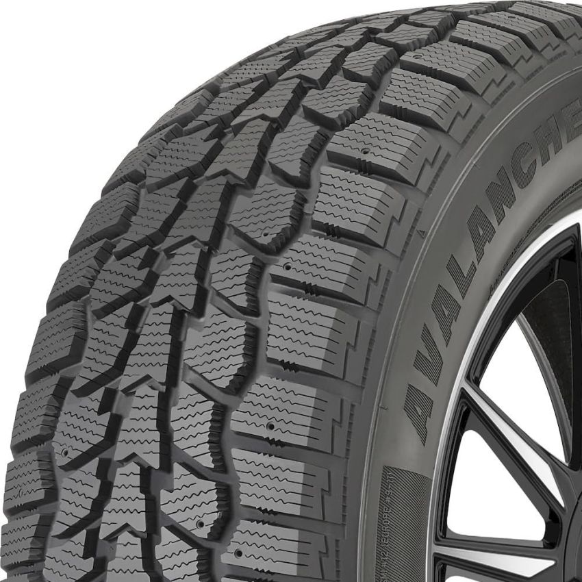 HERCULES Avalanche RT 235/55R17 Winter