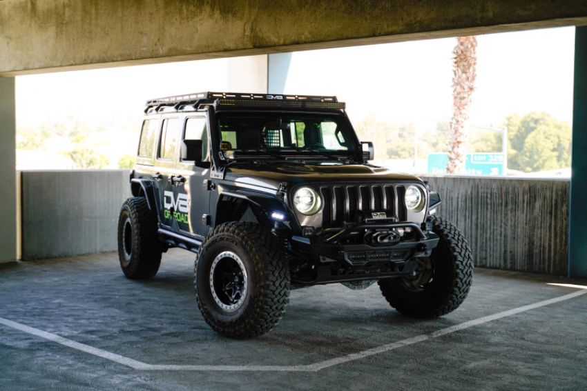 DV8 Offroad LBJL-10 Jeep Wrangler JL & Gladiator JT Light Bar Mount