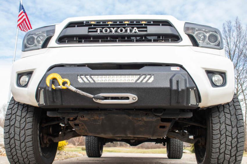 Fishbone Offroad FB22296 12-15 Tacoma Center Stubby Bumper