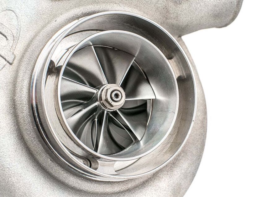 Forced Performance 2025160 Subaru STi/WRX Black Turbocharger 84mm CH10CM Turbine Hsg Internal WG w/Oil Line