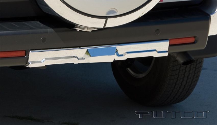 Putco 404220 07-14 Toyota FJ Cruiser Rear Apron Cover (w/o Hitch)