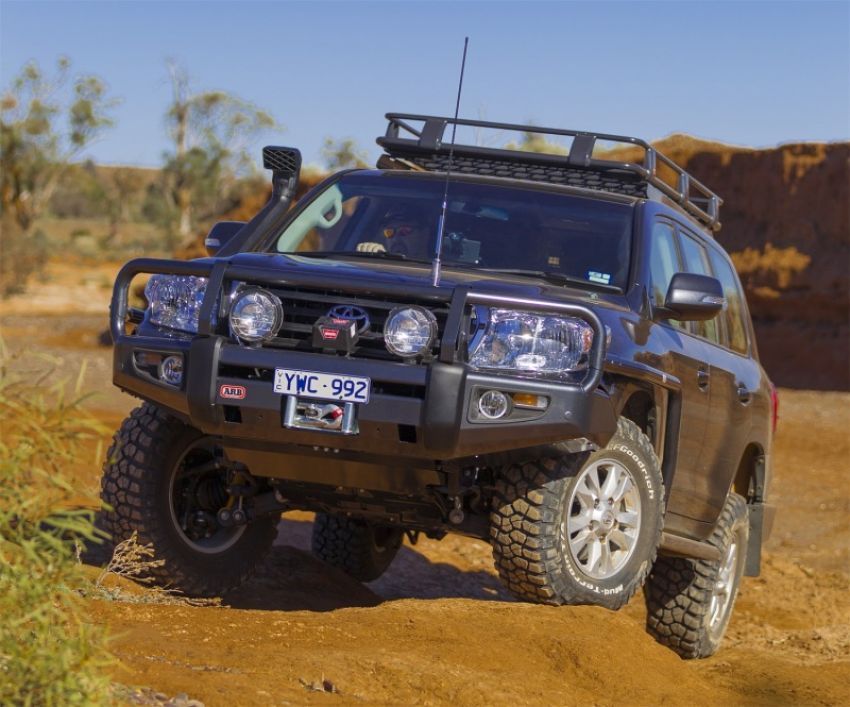 ARB 3415150 Winchbar H/Lightwasher fog Lc200 12-9/15 (Fit Kit NOT Included)