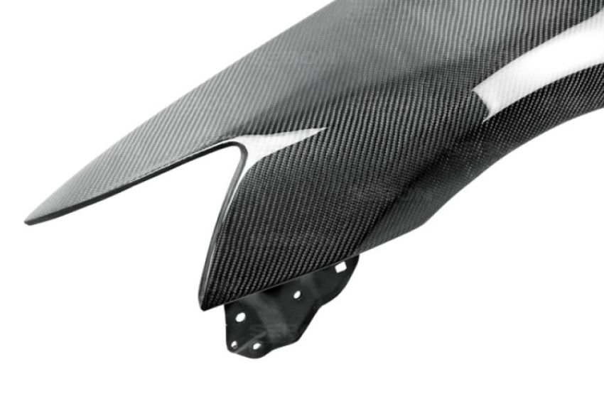 Seibon FF14LXIS-OE 14 Lexus IS250/350 OE-Style Carbon Fiber Fenders