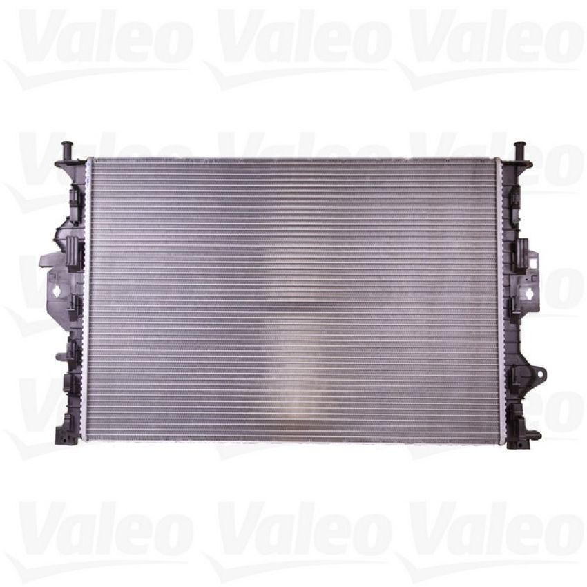 Valeo 735374 2012-2016 Land Rover Range Rover Evoque Radiator (VSOE13180)