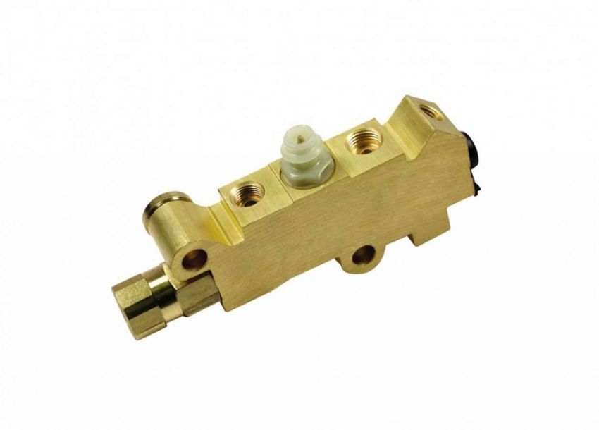 RIGHT STUFF DETAILING RSDPV71 Brake Proportioning Valve 2 Wheel Disc