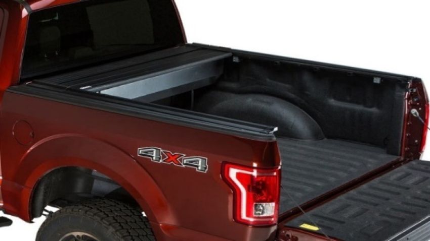 Retrax 30243 19-22 Ram 1500 (5.5ft. Bed)  IX