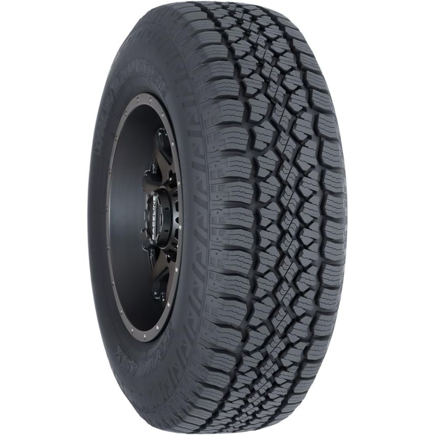 MULTI-MILE Wild Country Trail 4SX 245/70R16