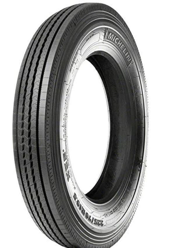 MICHELIN Xze 245/70R19.5