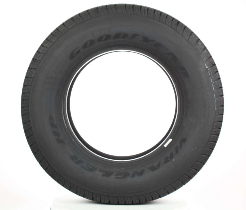 GOODYEAR Wrangler HP 215/70R16 All-Season