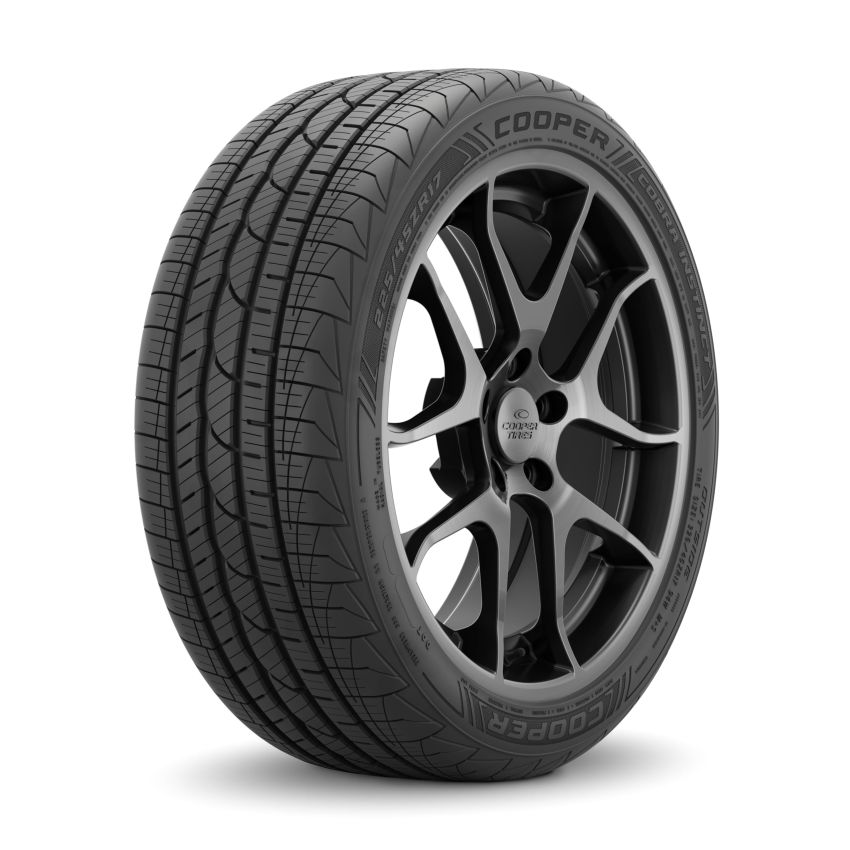 COOPER Cobra Instinct 225/40R18 All-Season