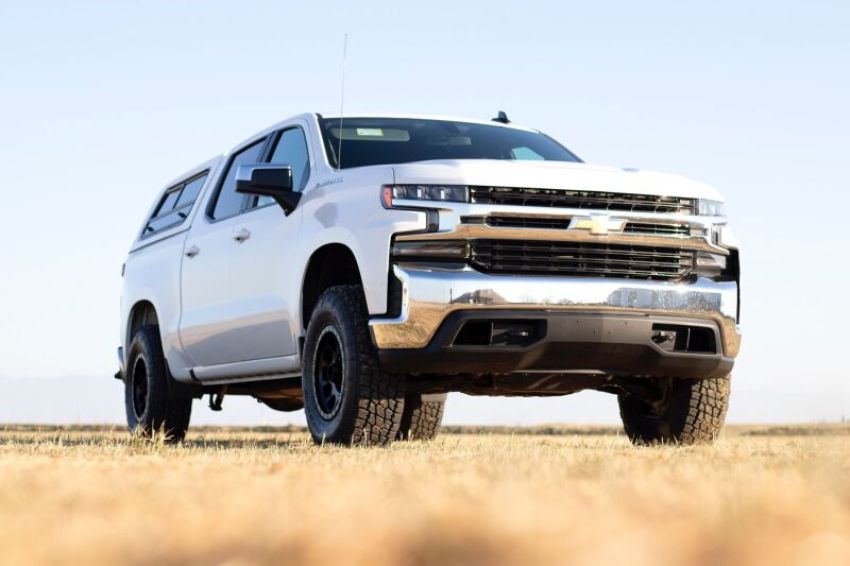 Cognito 210-P0874 19-24 Chevy Silv/Sierra 1500 2WD/4WD 3in Perf Ball Joint Leveling Kit w/ Fox PS 2.0 IFP